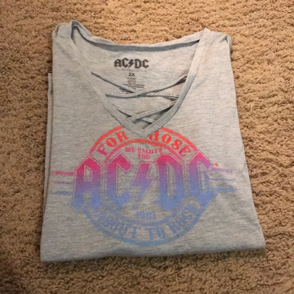 I am selling an AC/DC t-shirt